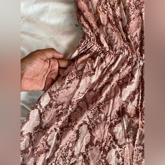 🐾Snake print Dress from HM🐾 - Picture 3 of 6